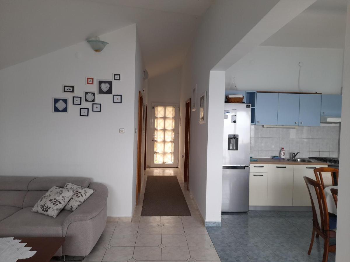 Apartments Nevjestic Primosten Exterior photo