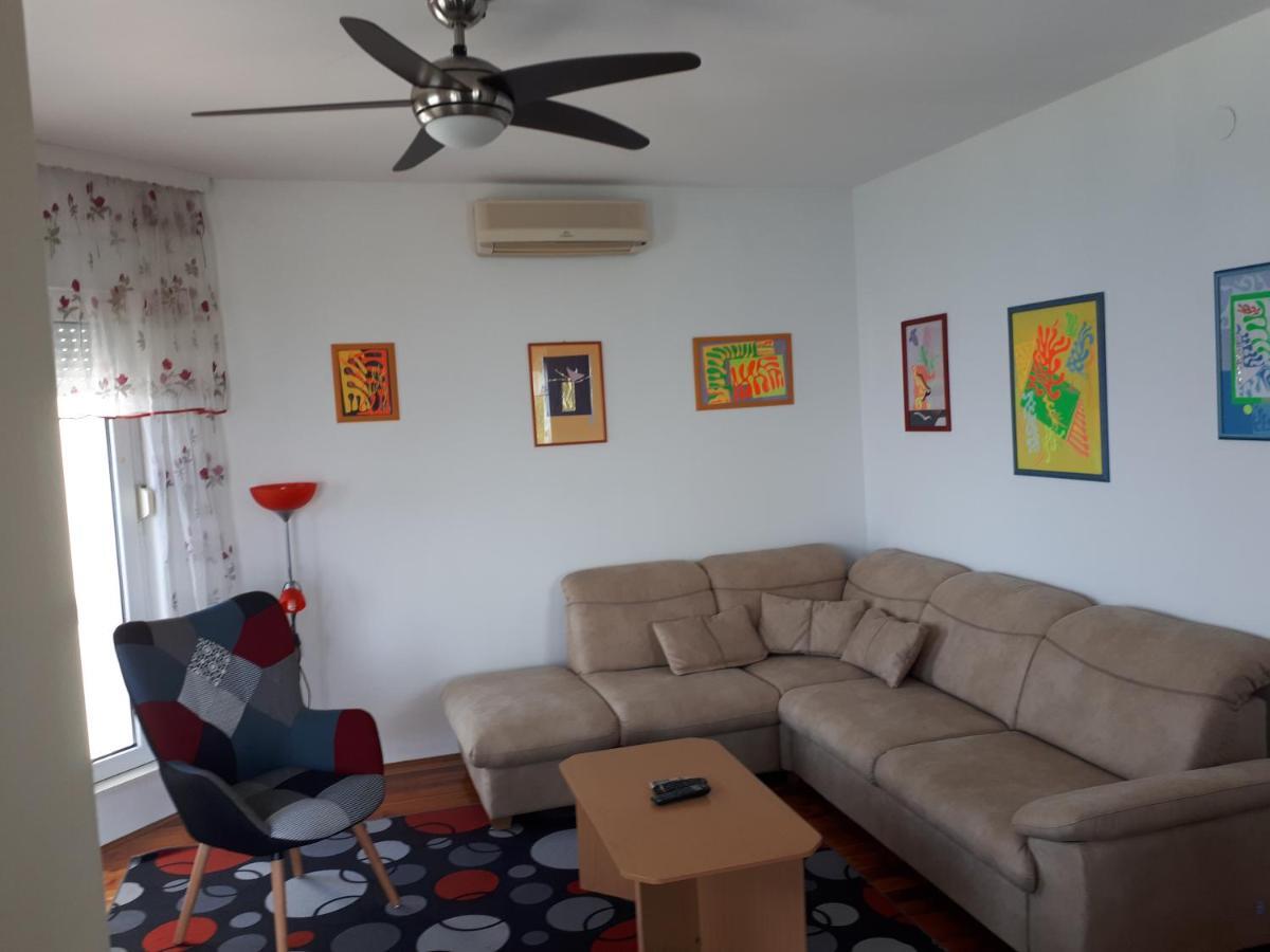 Apartments Nevjestic Primosten Exterior photo